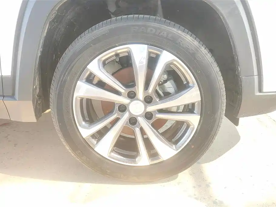 Changan CS35 PLUS Smooth Enjoyment 1.4 T DCT Luxury