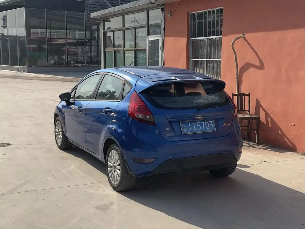 Fiesta Hatchback 1.5 L Auto Fashion