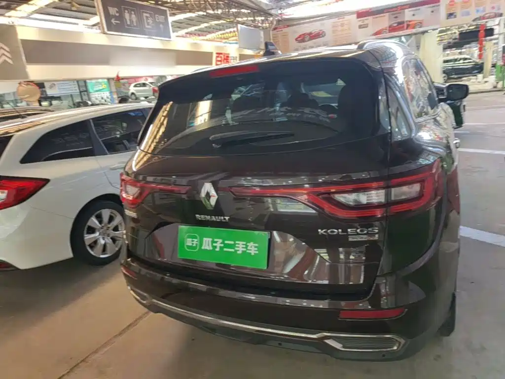 Koleos 2.0 L 2 WD Luxury