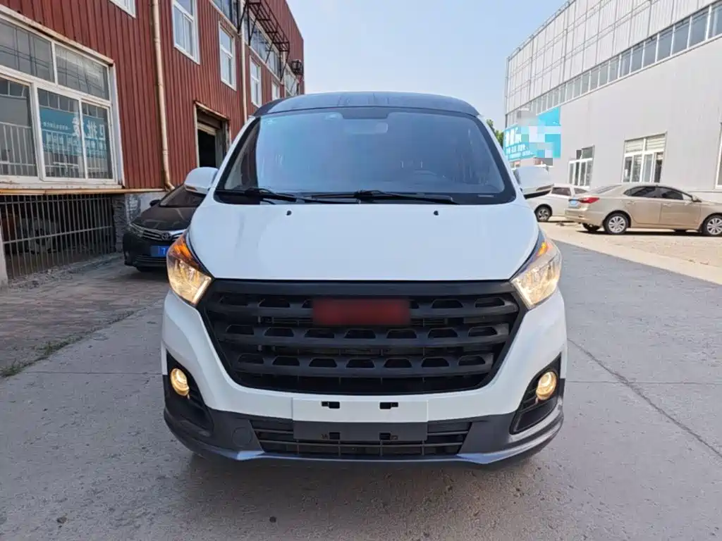 Jin Haishi M Classic 金海狮M经典 2022款 熊猫版 1.5 L 旅行狮客车 5座