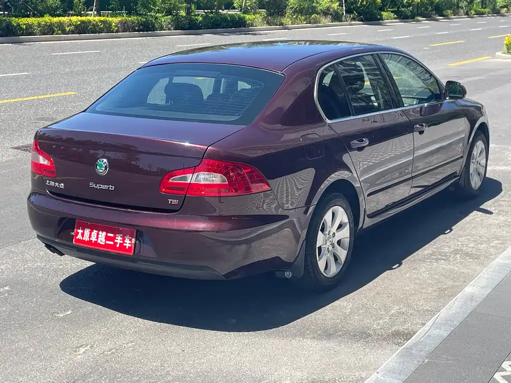 Superb 1.8 TSI Auto Grace