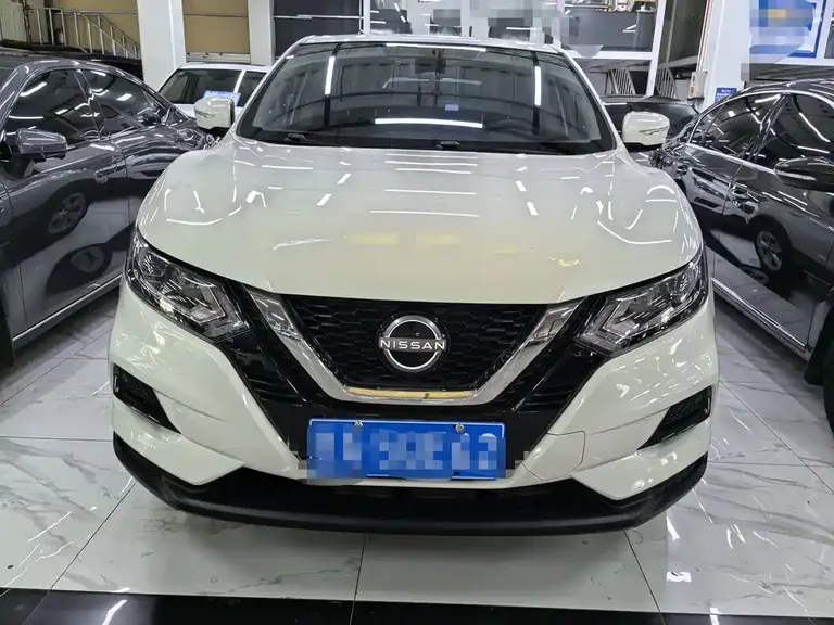 Nissan Qashqai Classic 2.0 L CVT XV Comfort
