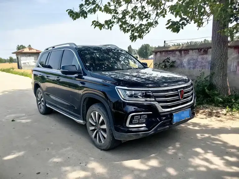 Roewe RX8 30 T Connected 2 WD Outstanding Flagship