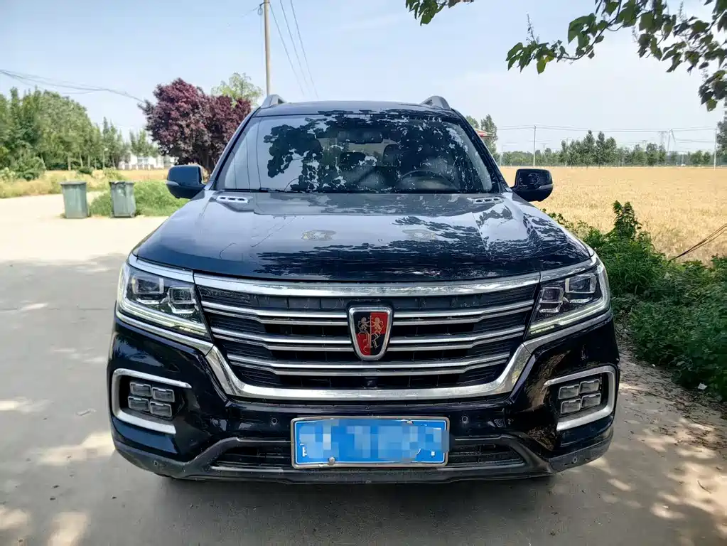 Roewe RX8 30 T Connected 2 WD Outstanding Flagship