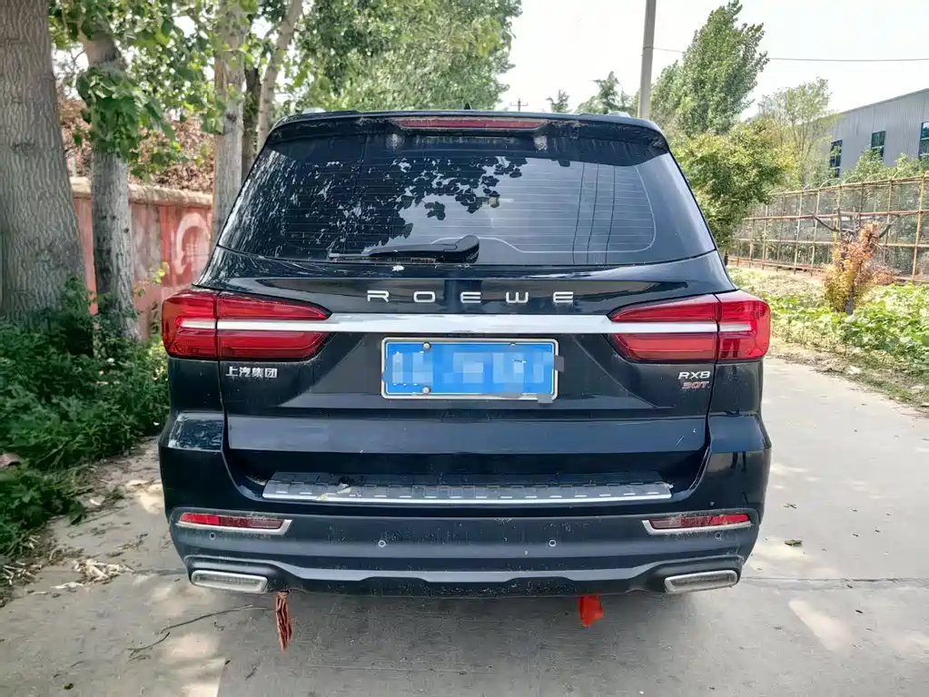 Roewe RX8 30 T Connected 2 WD Outstanding Flagship