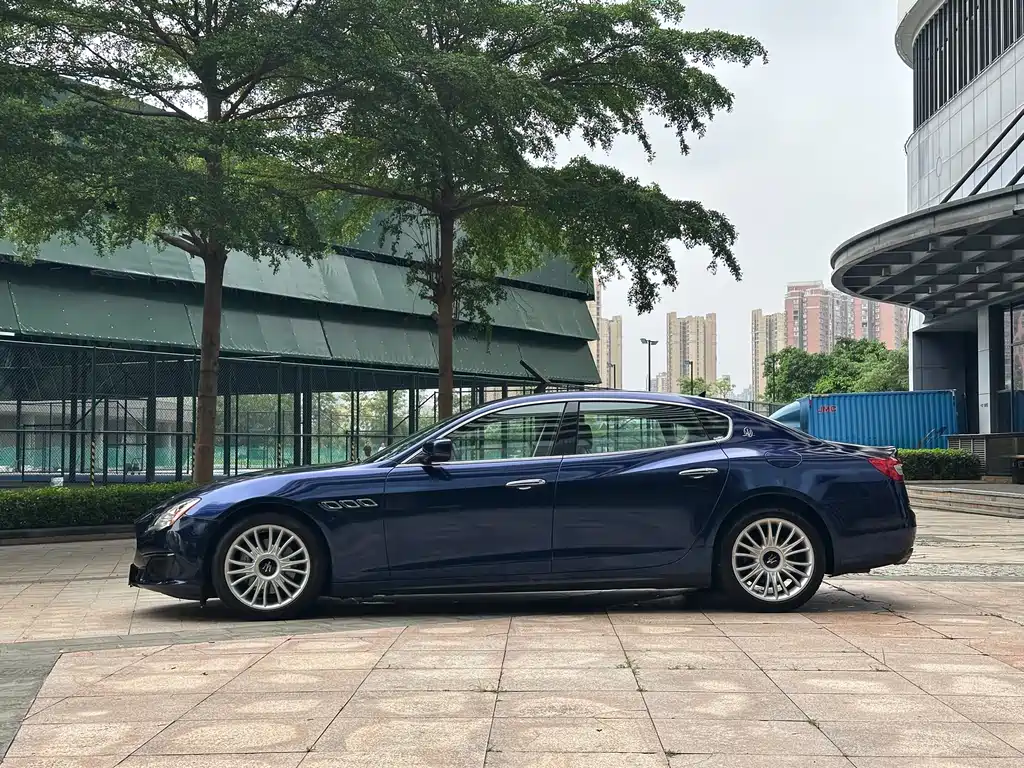 Quattroporte 3.0 T Standard