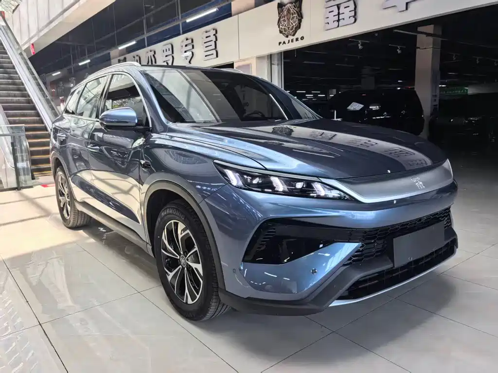Song Pro NEV 2 nd Gen DM-i 115 KM Transcend