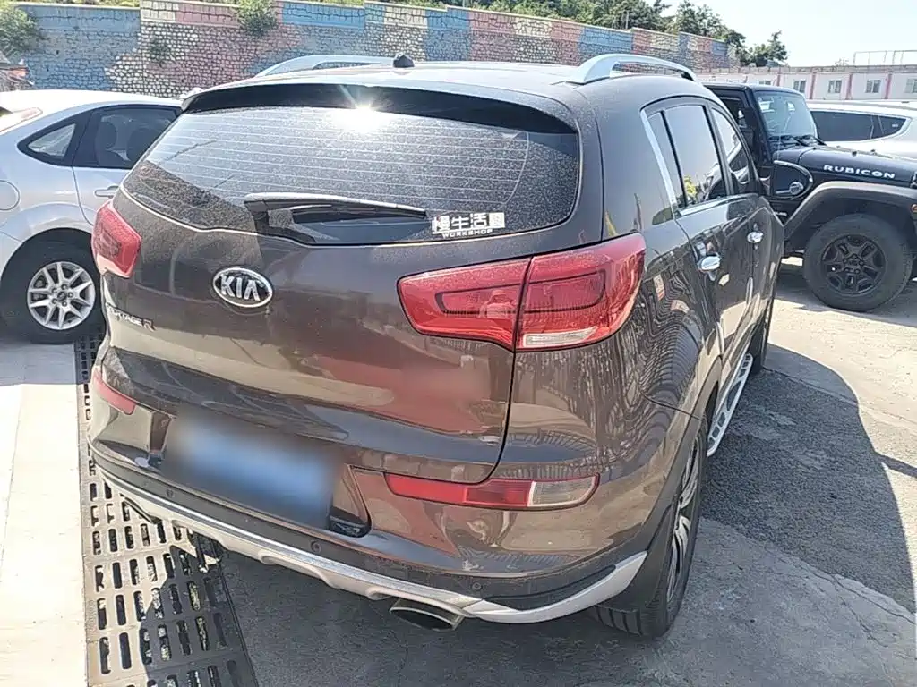 Sportage 2.0 L Auto 2 WD DLX