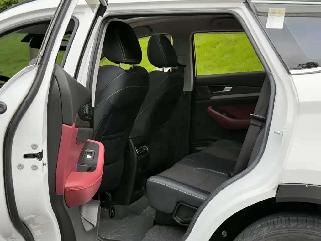 Jetour X70 1.5 T DCT Transcend PRO 7-seat