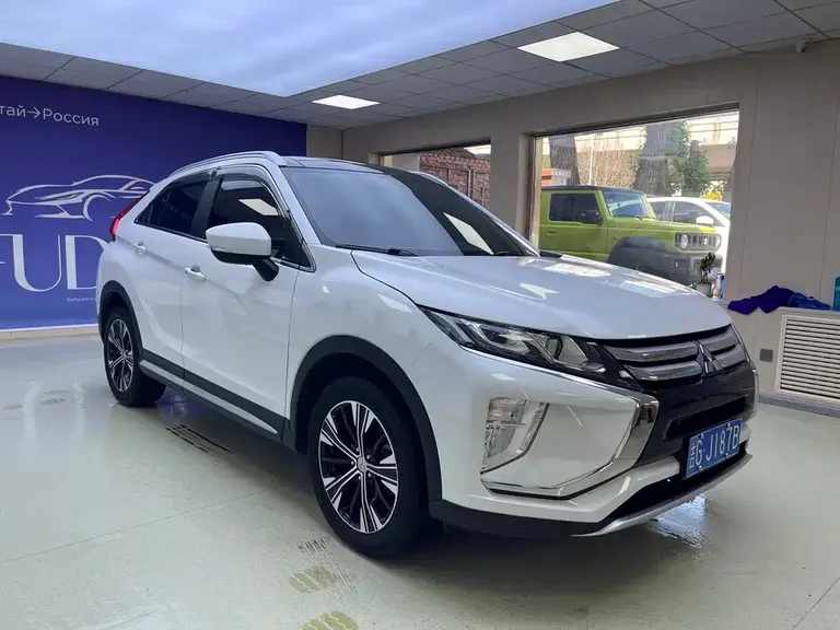 Mitsubishi Eclipse Cross 1.5 T CVT 2 WD Dream