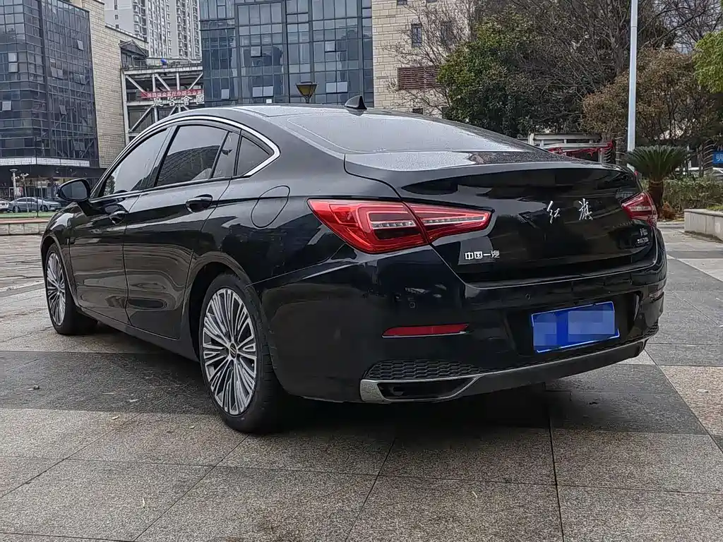Hongqi H5 Classic 1.8 T Auto Connected Flagship Charm