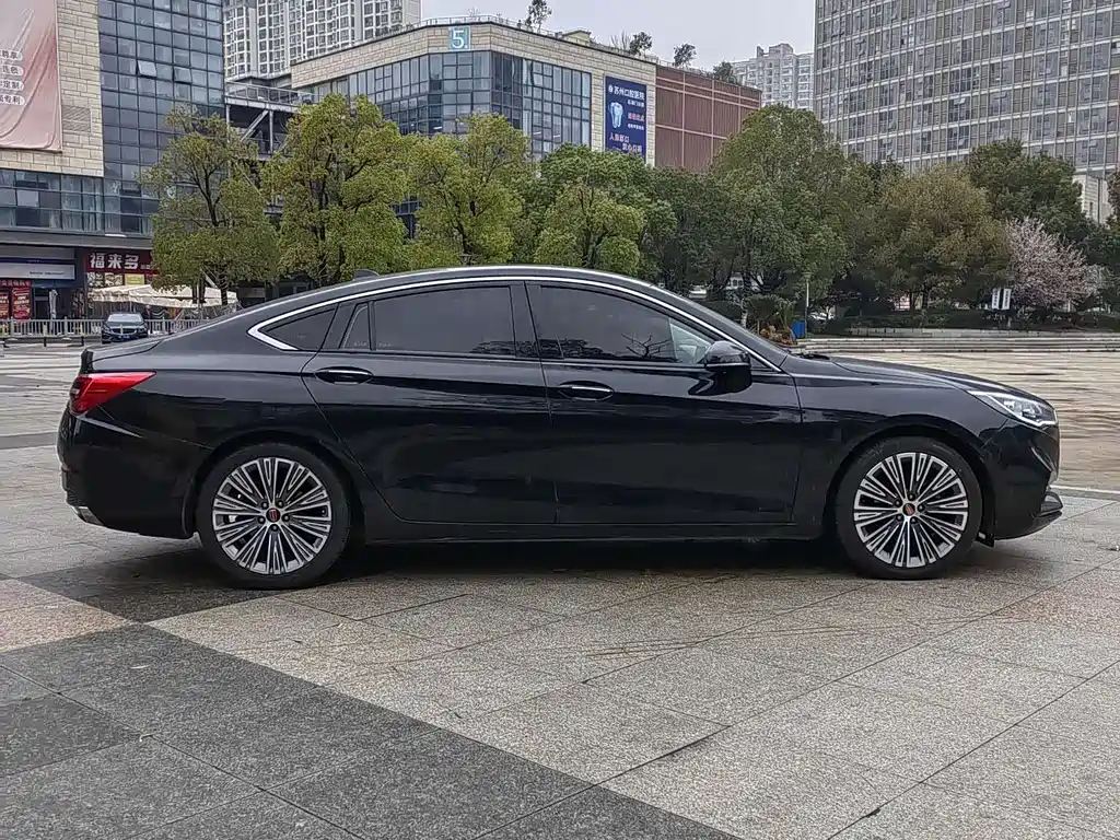 Hongqi H5 Classic 1.8 T Auto Connected Flagship Charm