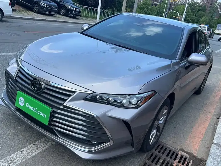 Toyota Avalon 2.0 L Progressive CN-VI