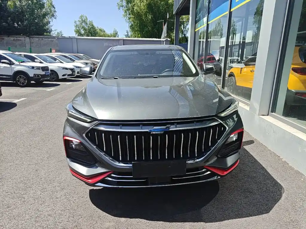 Changan Oshan X5 1.6 L CVT Distinguished