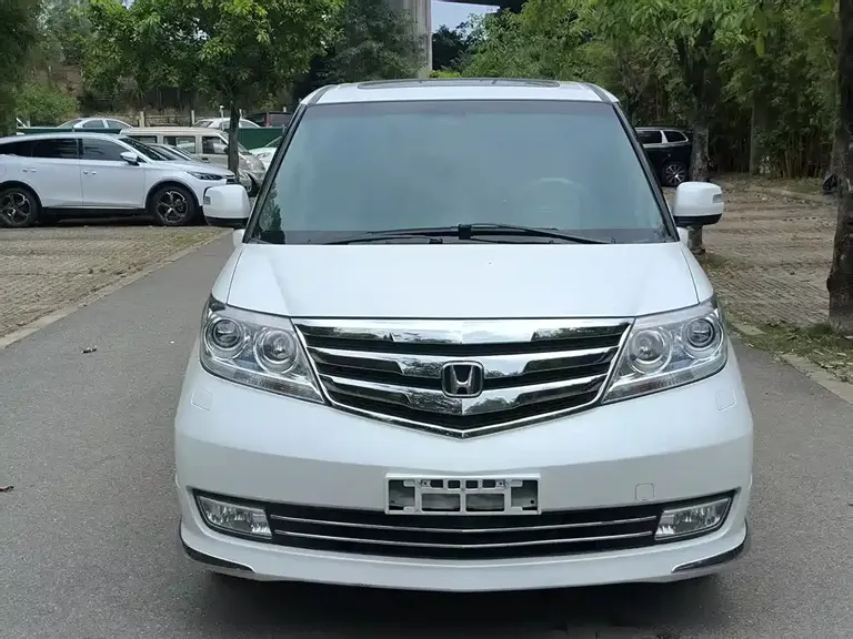 Honda Elysion 2.4 L VTi-S Distinguished