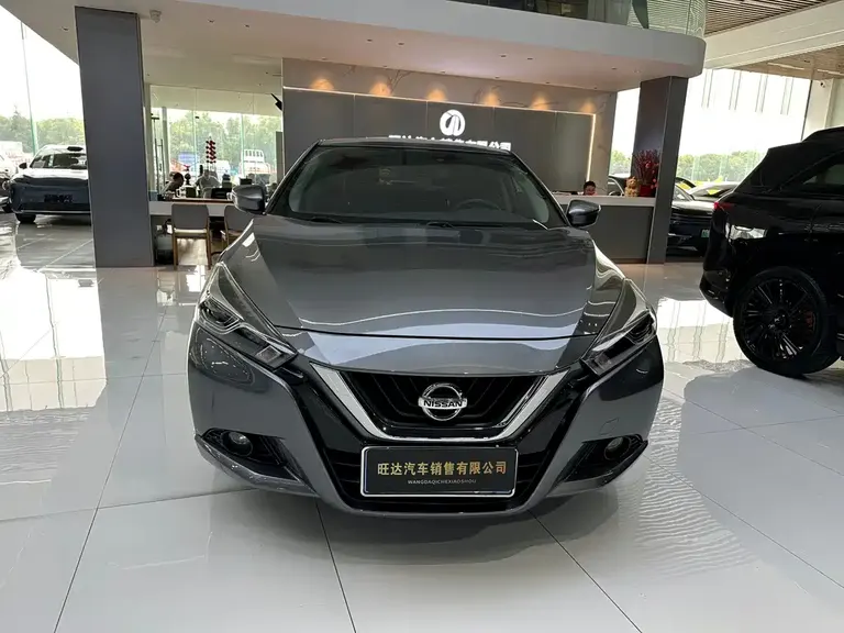 Nissan Lannia 1.6 L CVT Smart Cool