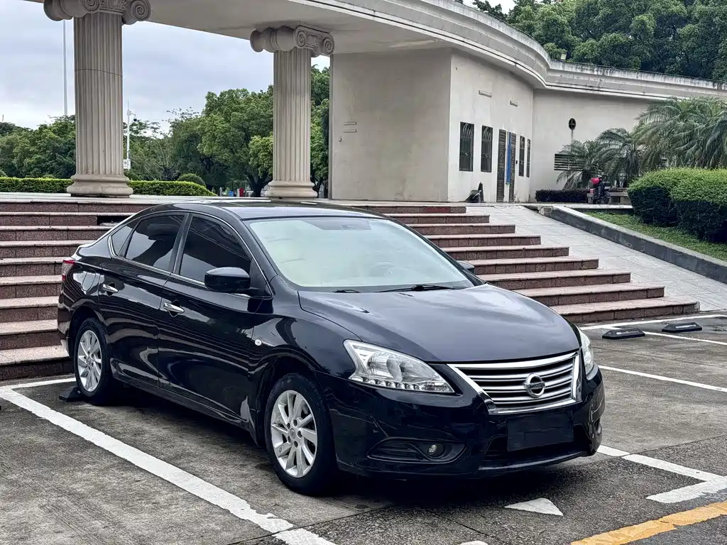Sylphy 1.6 XV CVT Premium