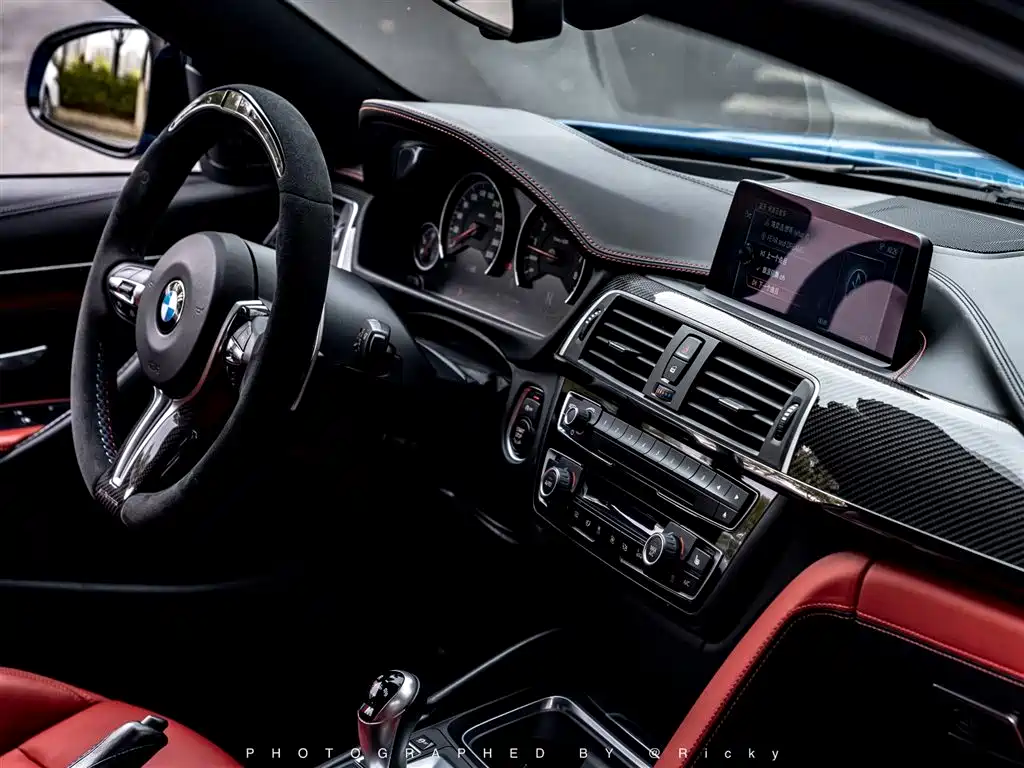 BMW M4 M4 2-door Coupe