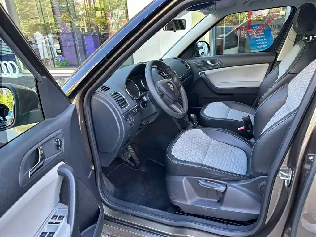 Yeti 1.4 TSI DSG Forward