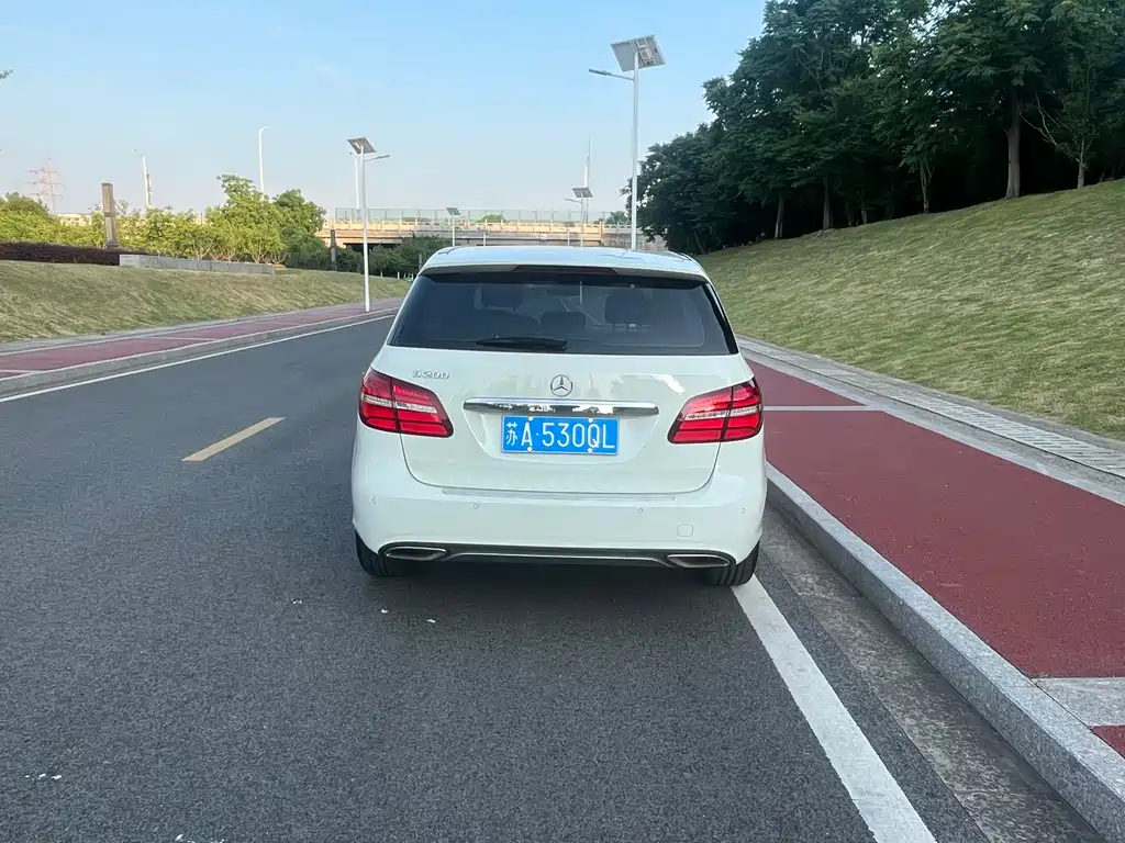 Mercedes-Benz B-Class B 200 Fashion