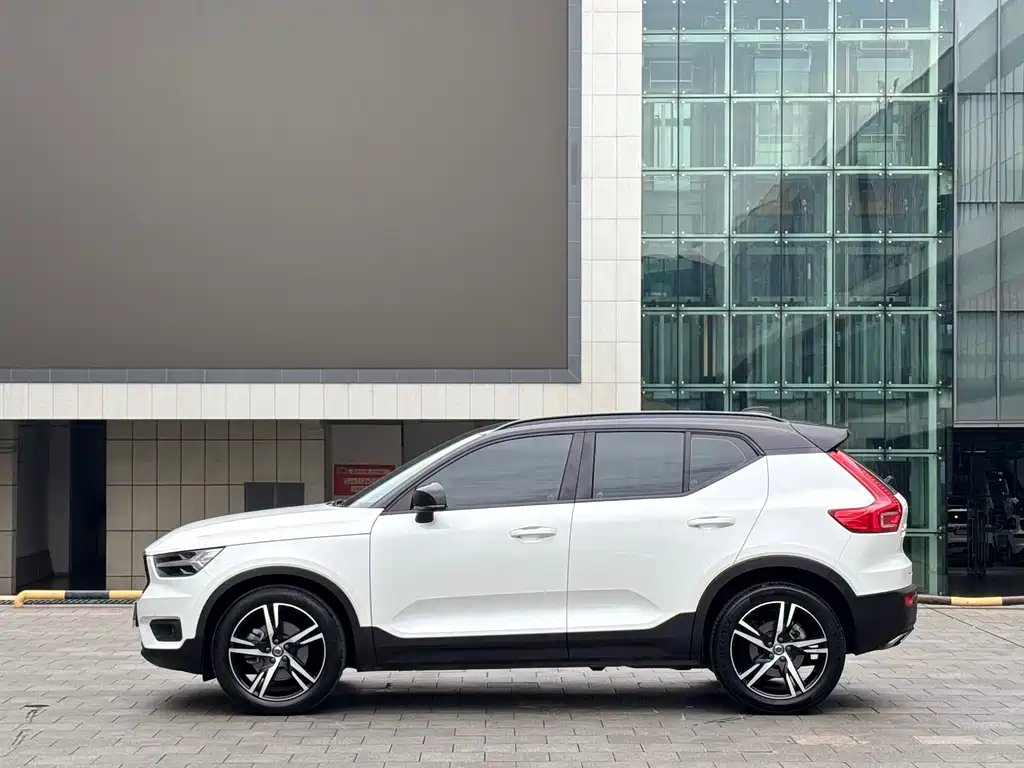 Volvo XC40 T4 4 WD Smart Vision Sport