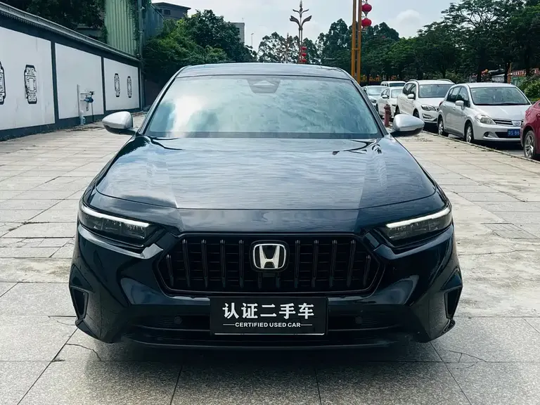 Honda Inspire 260 TURBO Elite