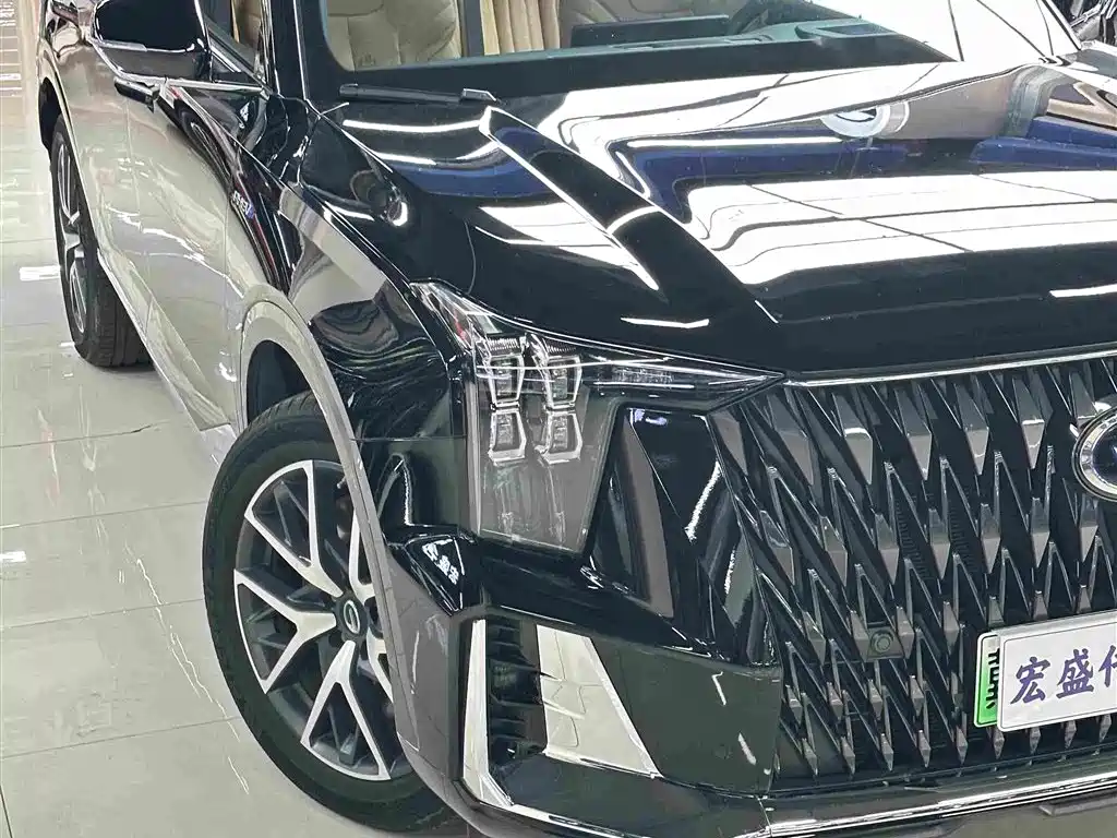 Trumpchi ES9 PHEV 143 km Max