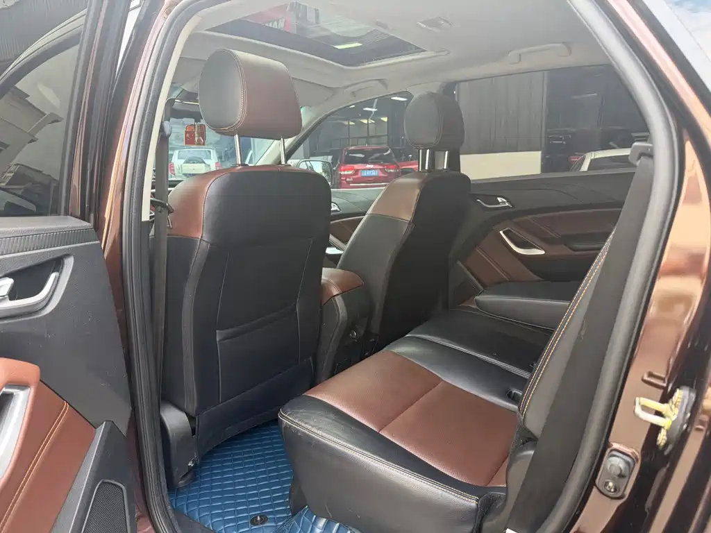 Yusheng S350 2.0 T Auto 4 WD Gasoline Luxury 5-seat