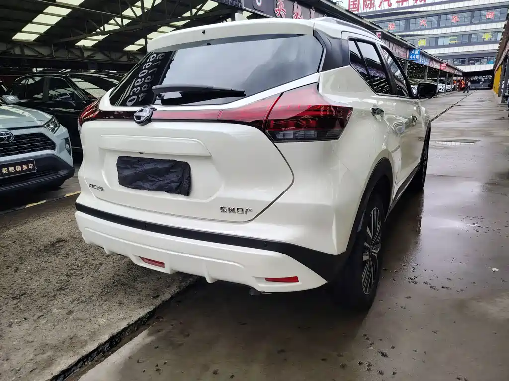 Kicks 劲客 2023款 劲情版 1.5 L 「劲」上添花 旗舰版