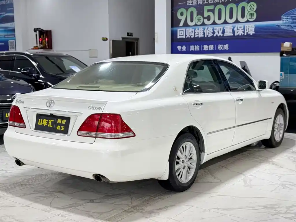 Crown 3.0 L Royal