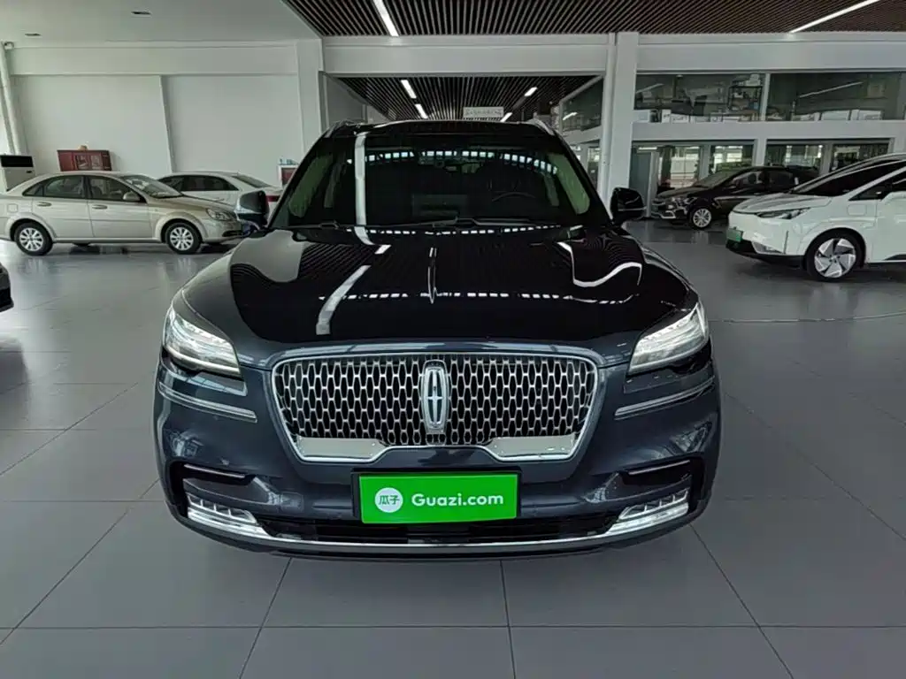 Aviator 3.0 T V6 4 WD Premium
