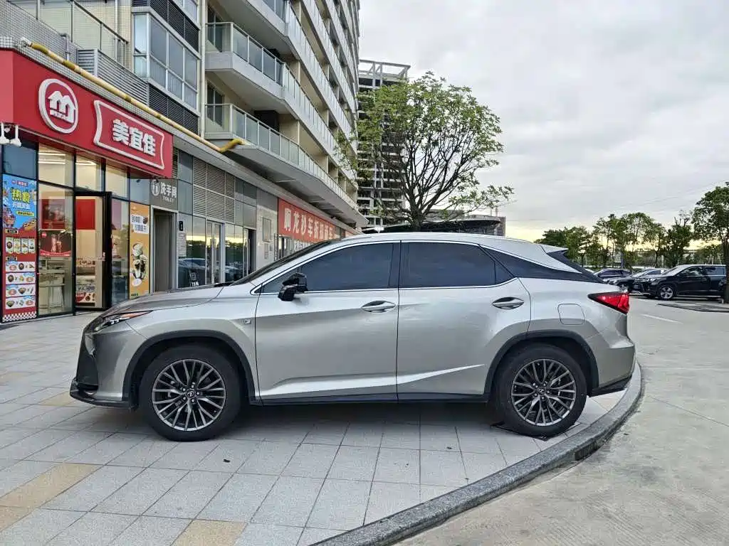 Lexus RX 300 4 WD F SPORT CN-V