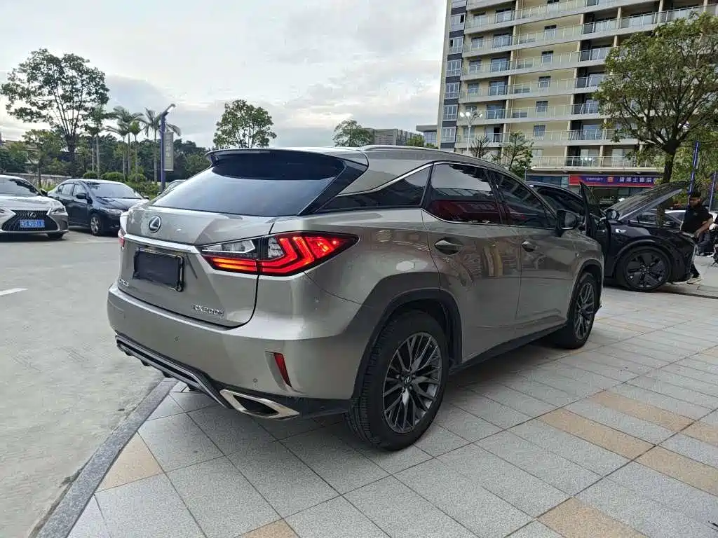 Lexus RX 300 4 WD F SPORT CN-V
