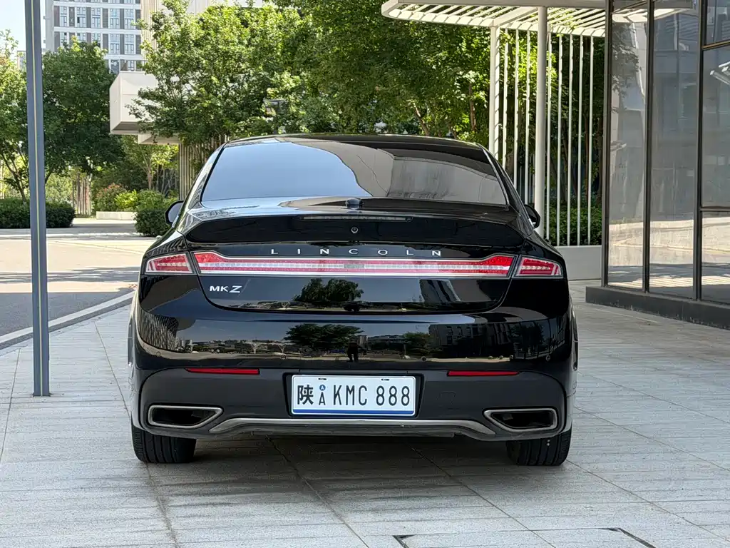 Lincoln MKZ 2.0 T Premium CN-V