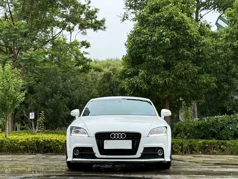 Audi TT TT Coupe 45 TFSI White Classic