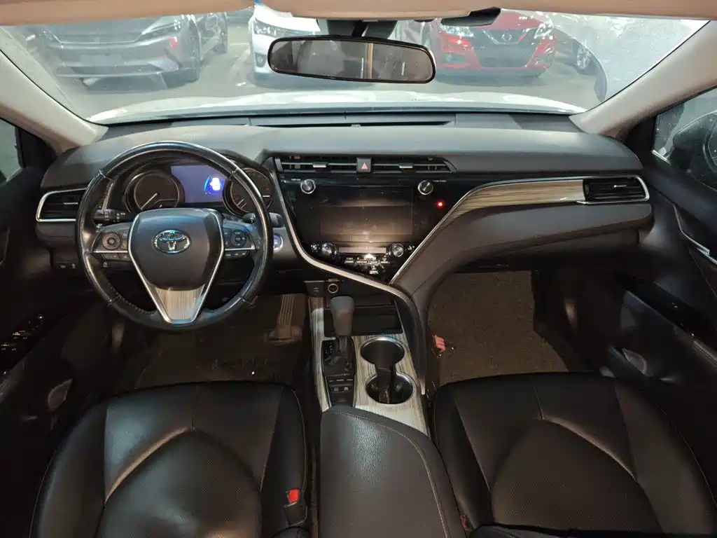Camry Dual Engine 2.5 HG Luxury CN-VI