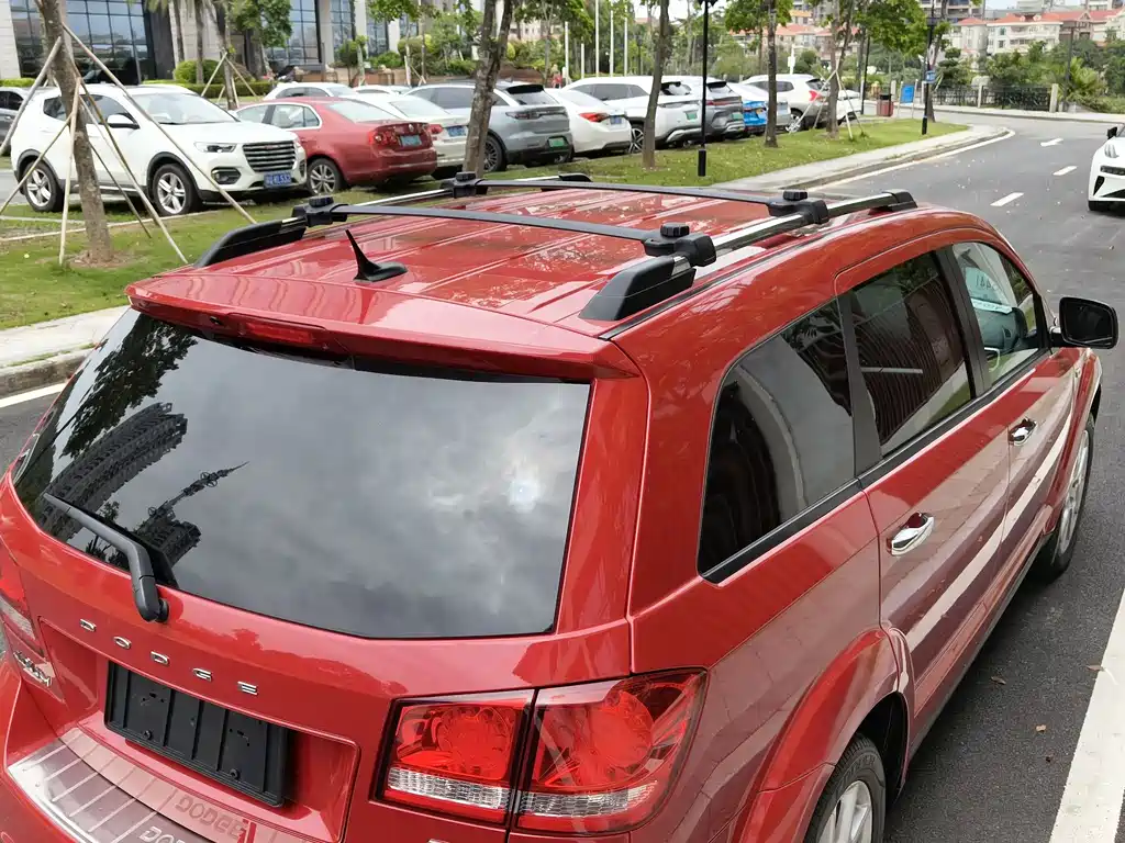 Journey 2.4 L 2 WD Premium Style