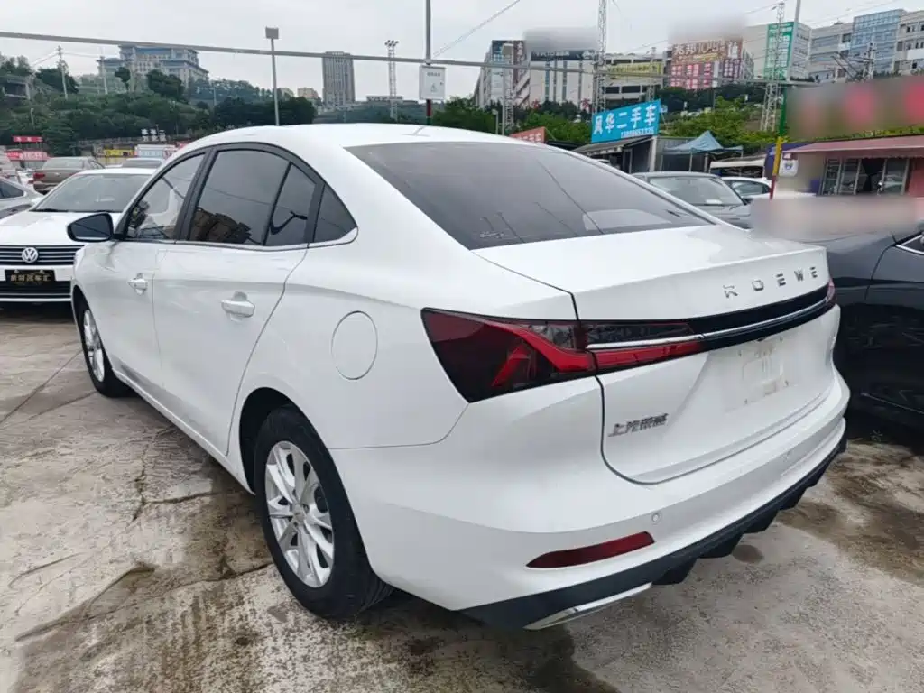 Roewe i5 1.5 L CVT Luxury