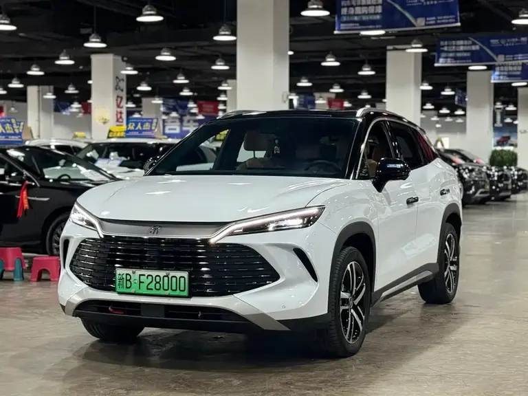 BYD Song L DM-i 112 km Leading