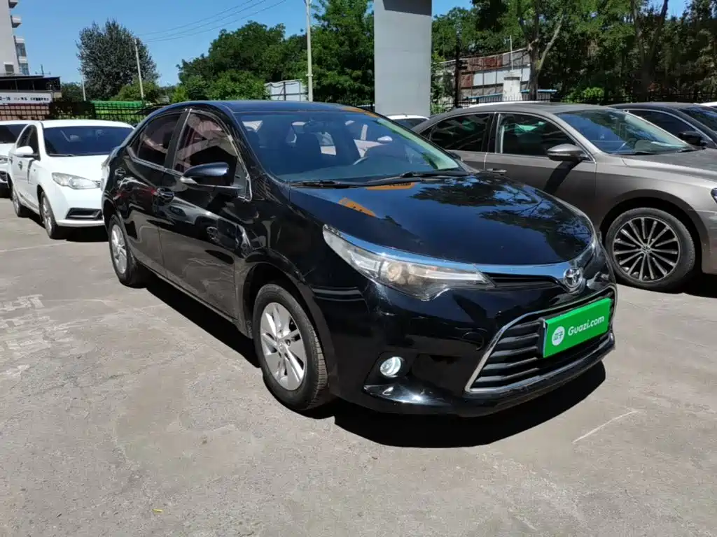 Levin 1.6 G CVT Elite