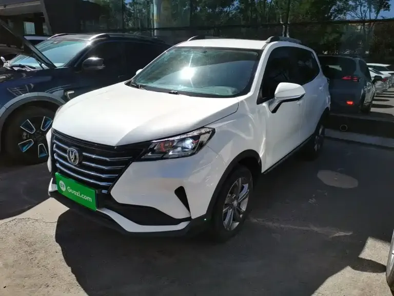 Changan CS15 1.5 L Auto Progressive