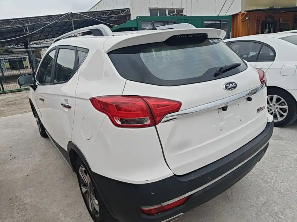 Refine S3 瑞风S3 2017款 1.6 L CVT豪华型