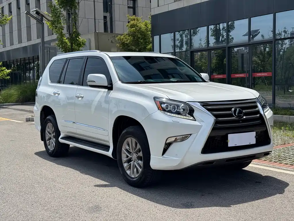 Lexus GX 400 Luxury