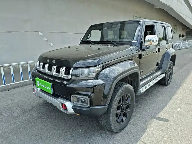 BAIC BJ40 PLUS 2.3 T Auto 4 WD Premium CN-VI