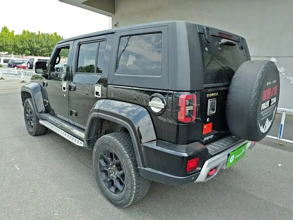 BAIC BJ40 PLUS 2.3 T Auto 4 WD Premium CN-VI