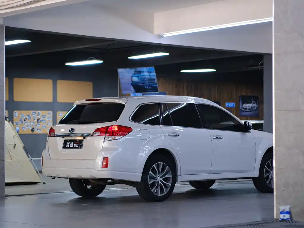 Outback 傲虎 2013款 2.5 i 运动版