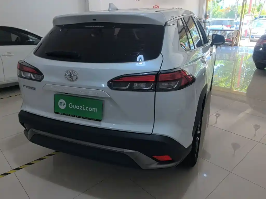 Frontlander 2.0 L CVT Luxury