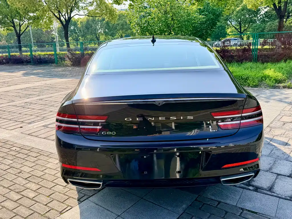 Genesis G80 2.5 T RWD Flagship