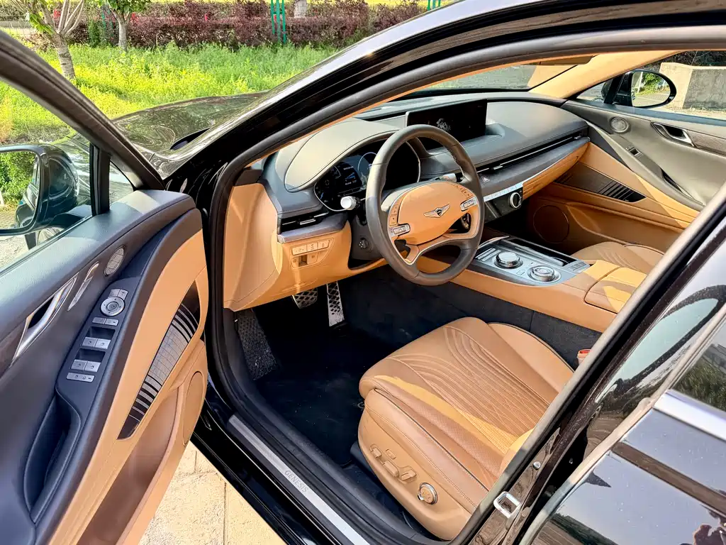 Genesis G80 2.5 T RWD Flagship