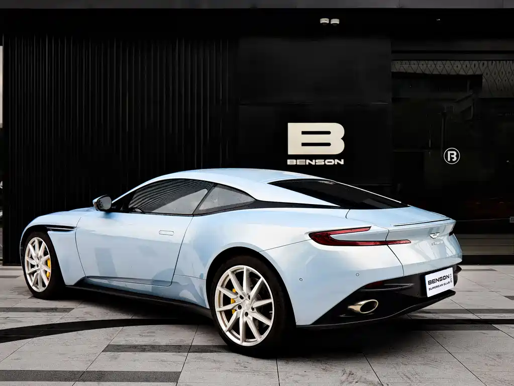 Aston Martin DB11 4.0 T V8 Coupe
